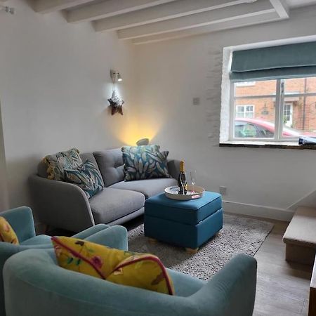 Host & Stay - Clara Cottage Bretforton 외부 사진