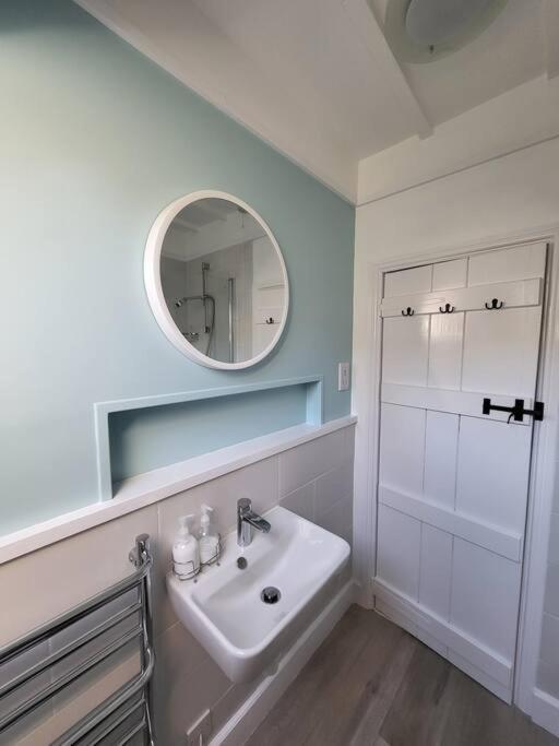 Host & Stay - Clara Cottage Bretforton 외부 사진