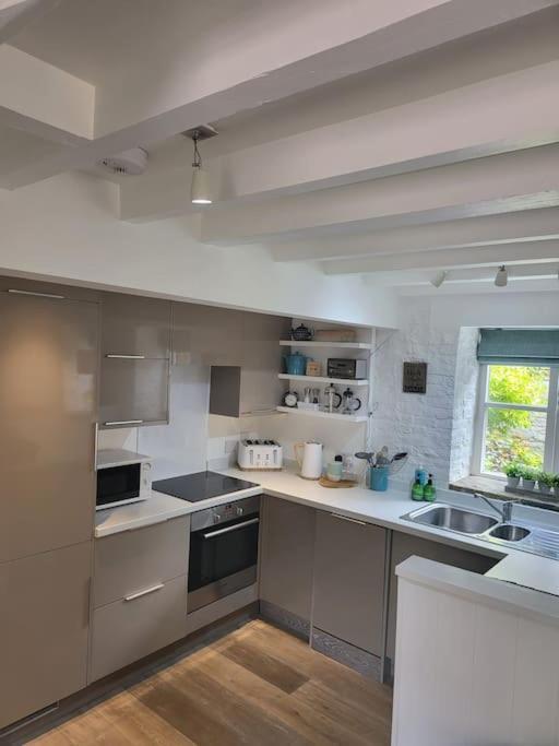 Host & Stay - Clara Cottage Bretforton 외부 사진