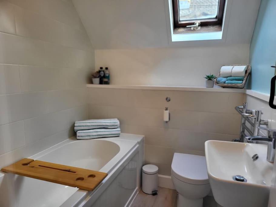Host & Stay - Clara Cottage Bretforton 외부 사진
