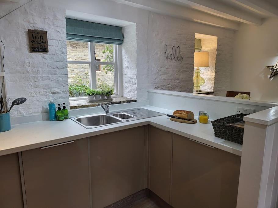 Host & Stay - Clara Cottage Bretforton 외부 사진
